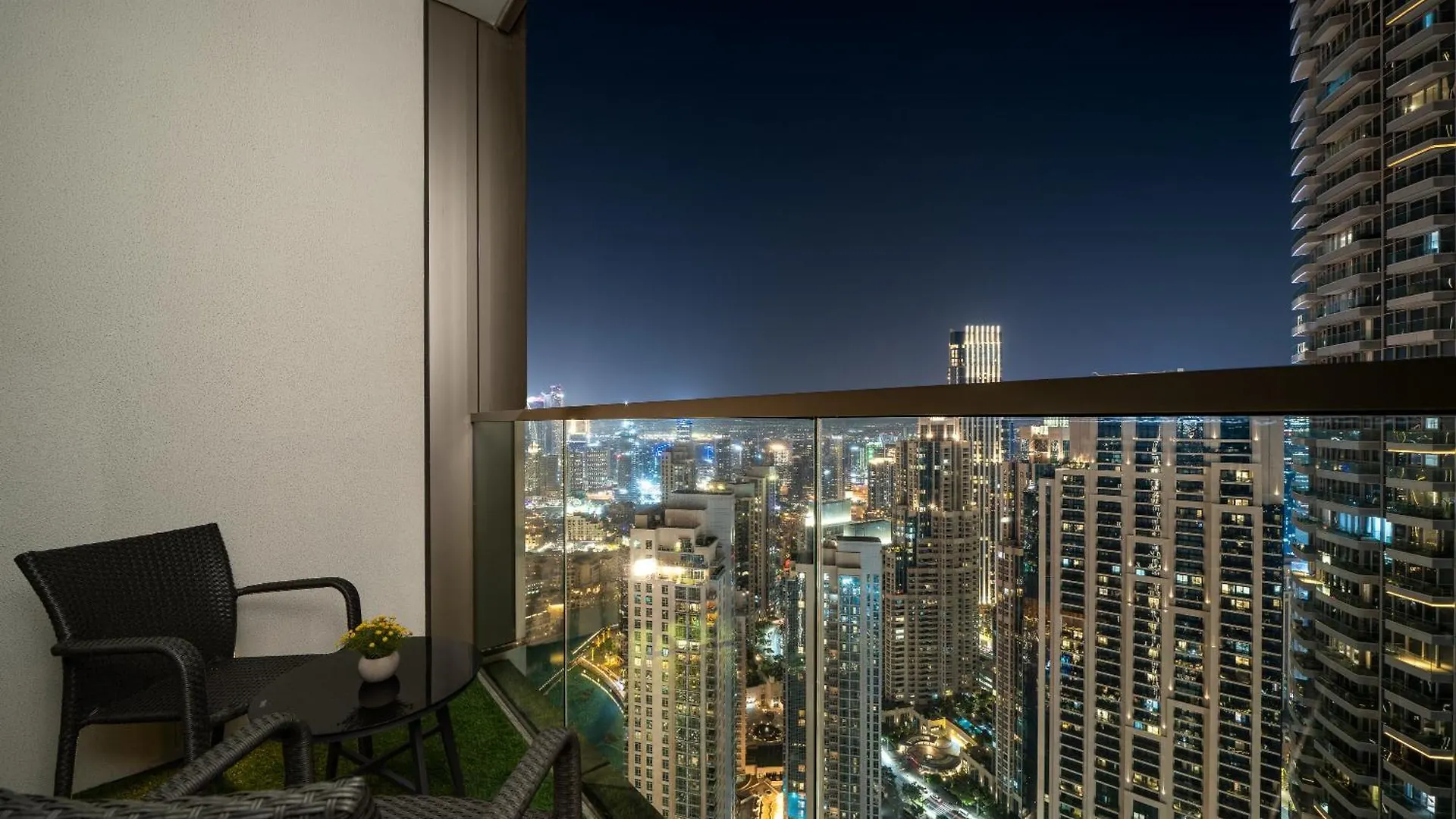 Apartment Luxe Living At Grande Signature - Burj Khalifa And Sea Views - Brand New Dubai