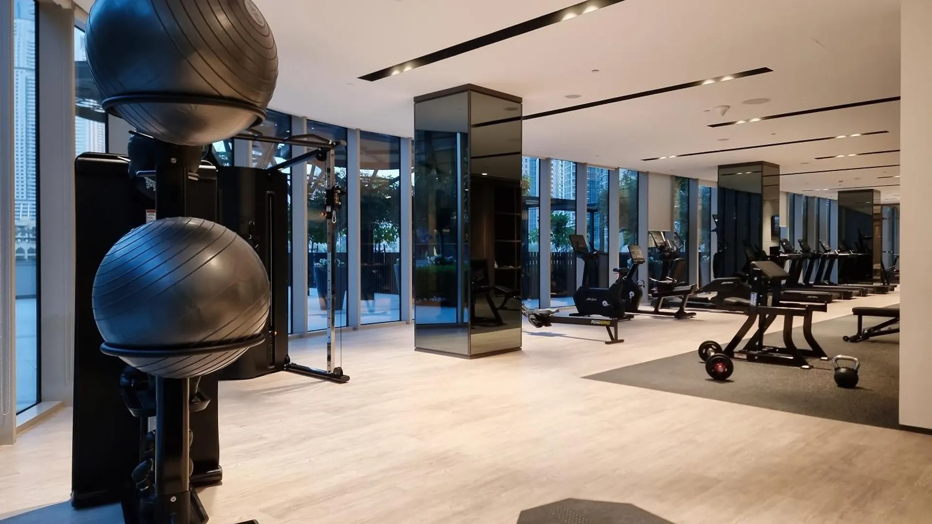 Luxe Living At Grande Signature - Burj Khalifa And Sea Views - Brand New Dubai United Arab Emirates