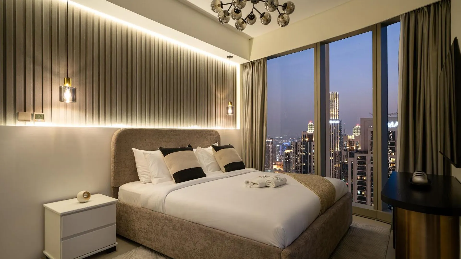 Luxe Living At Grande Signature - Burj Khalifa And Sea Views - Brand New Dubai United Arab Emirates