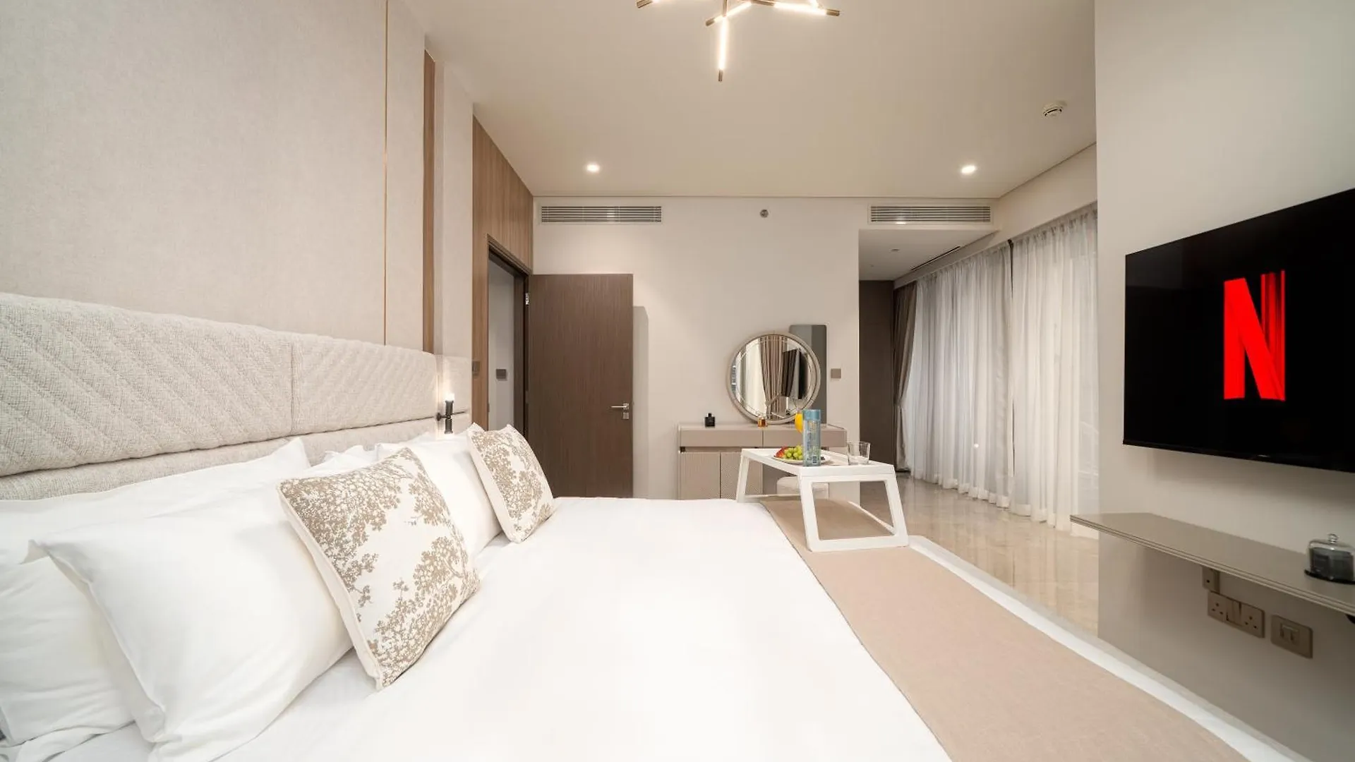 Luxe Living At Grande Signature - Burj Khalifa And Sea Views - Brand New Dubai 0*,
