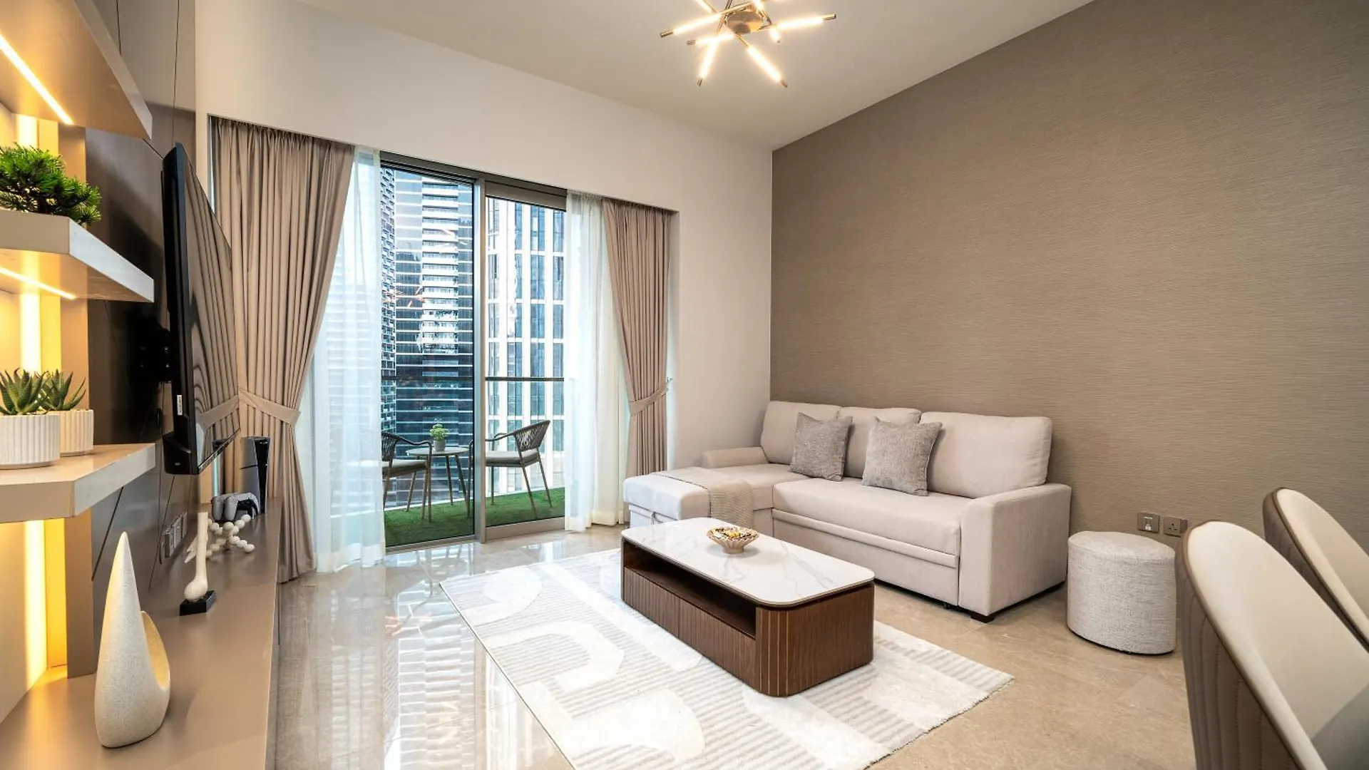 Luxe Living At Grande Signature - Burj Khalifa And Sea Views - Brand New Dubai Apartment