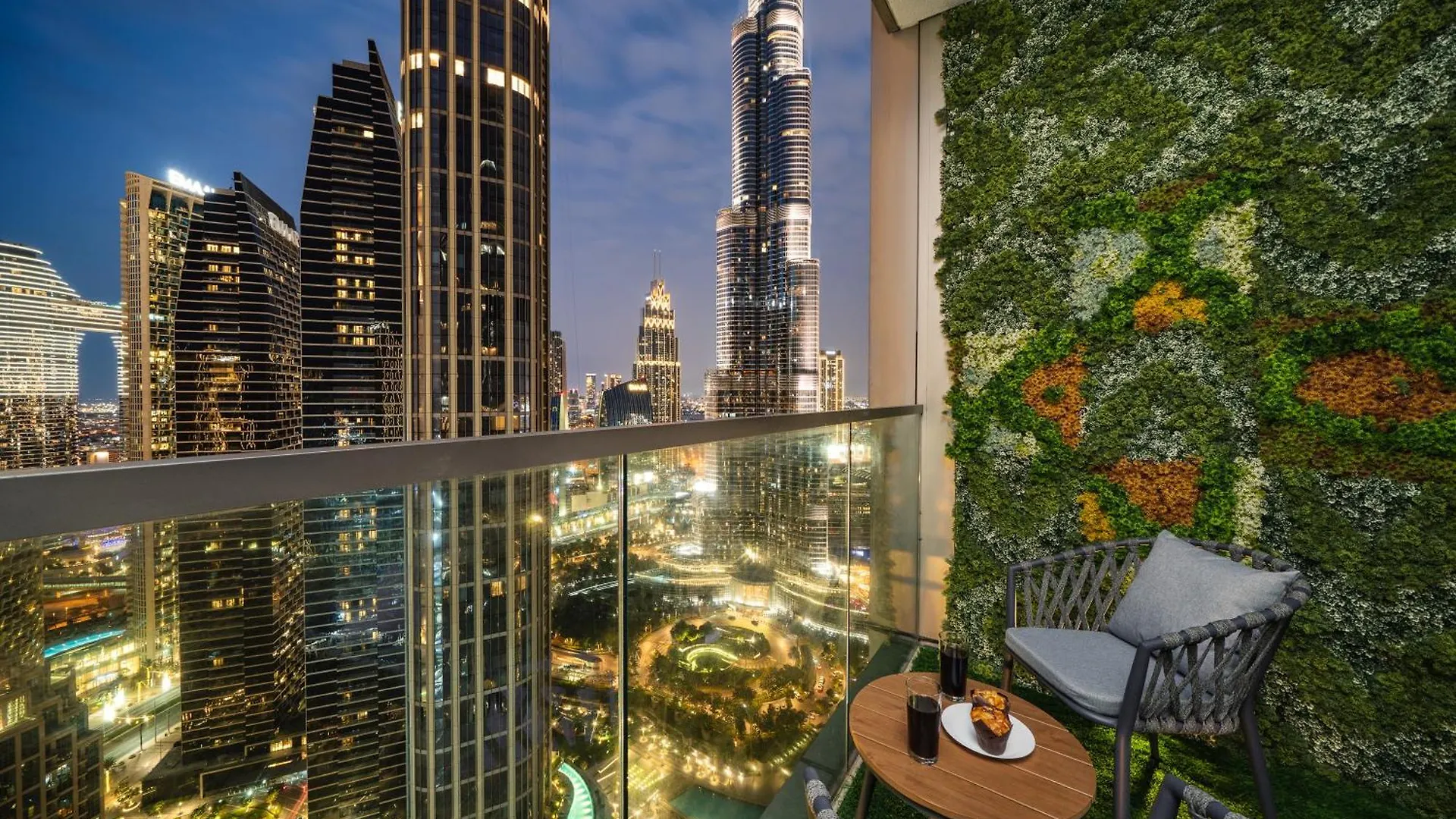 Luxe Living At Grande Signature - Burj Khalifa And Sea Views - Brand New Dubai Apartment