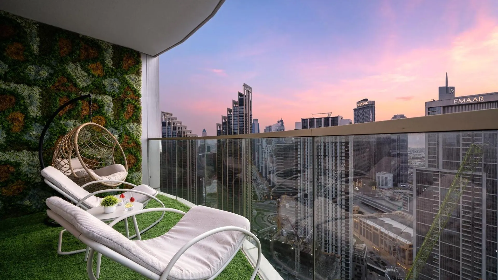 Luxe Living At Grande Signature - Burj Khalifa And Sea Views - Brand New Dubai 0*,  United Arab Emirates