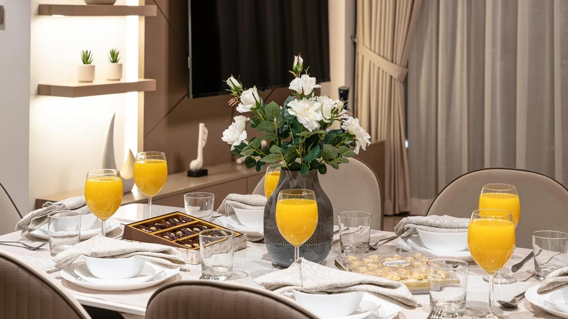 Luxe Living At Grande Signature - Burj Khalifa And Sea Views - Brand New Dubai