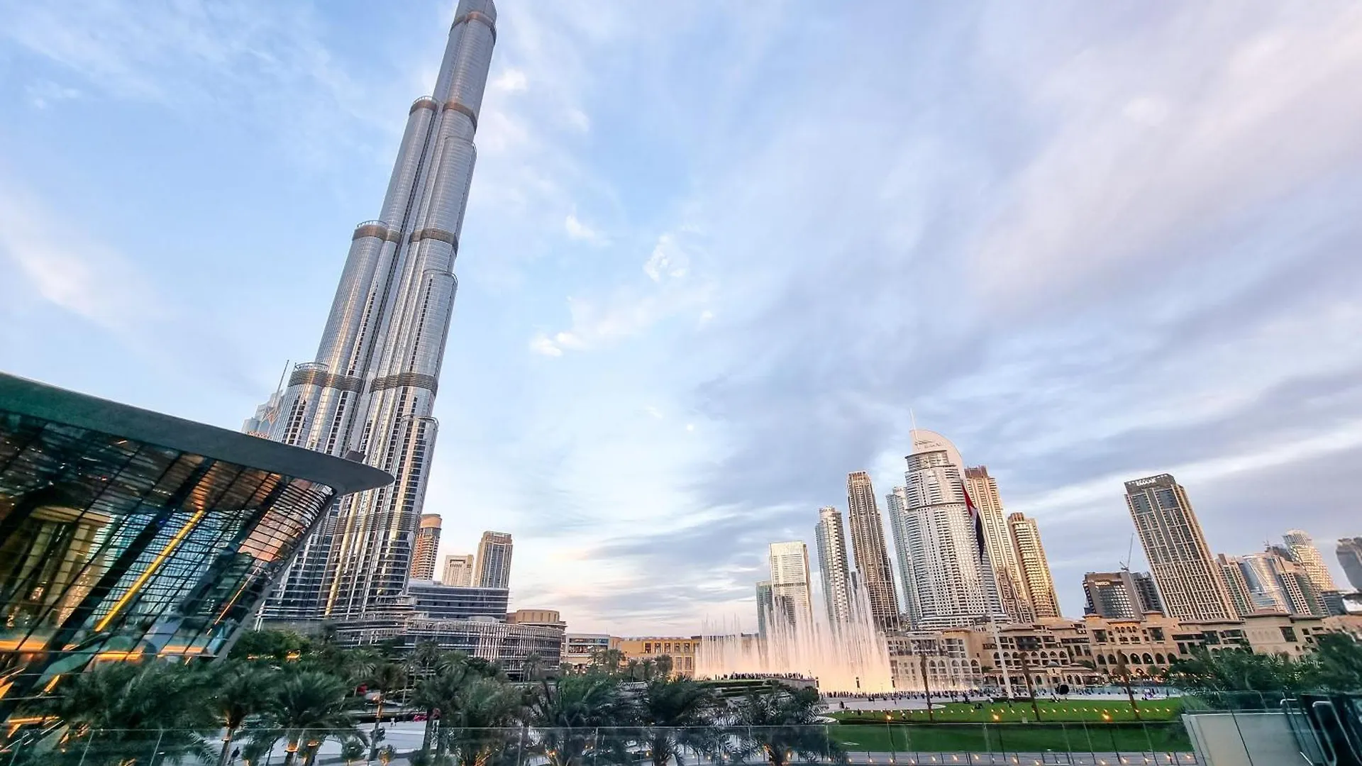 Luxe Living At Grande Signature - Burj Khalifa And Sea Views - Brand New Dubai Apartment